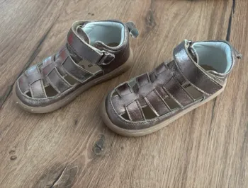 Chaussures 22