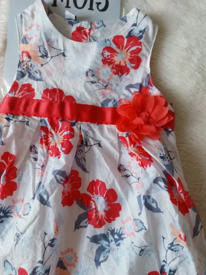 Robe 6 mois - photo numéro 4