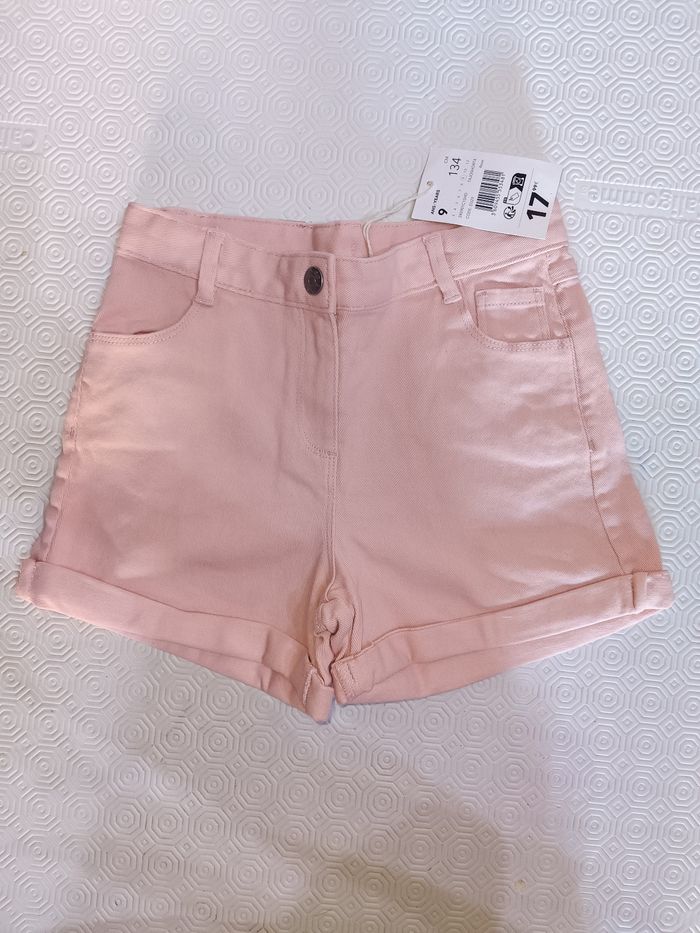 Short DPAM 9 ans neuf