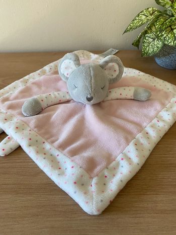 Doudou plat souris grise  rose contour blanc pois obaibi