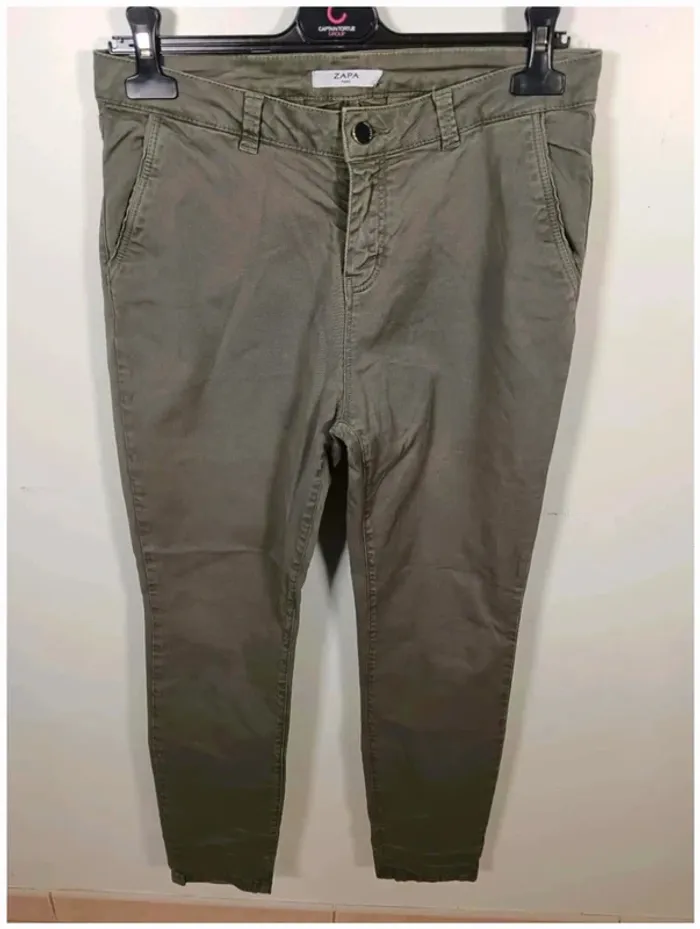 C22 pantalon kaki Zapa 40