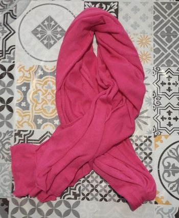 Foulard rose en coton