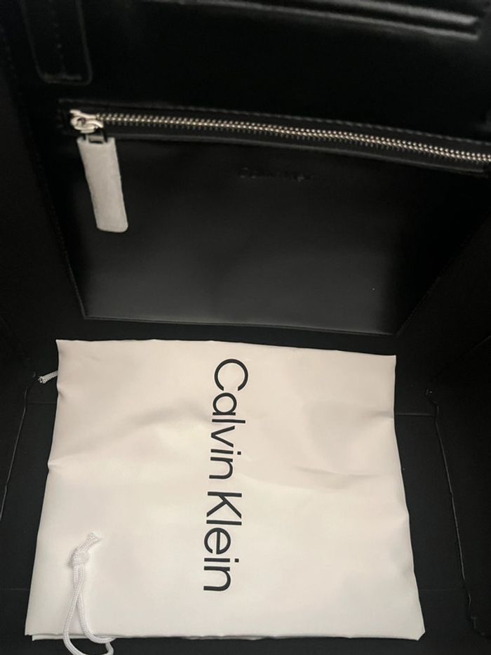 Sac à mains noir Calvin Klein - photo numéro 6