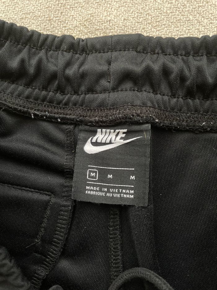 Jogging Nike Swoosh taille M - photo numéro 9