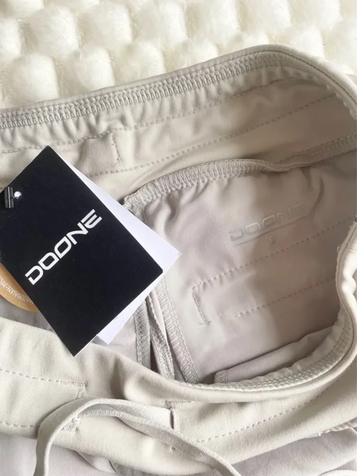 Pantalon large neuf - photo numéro 3