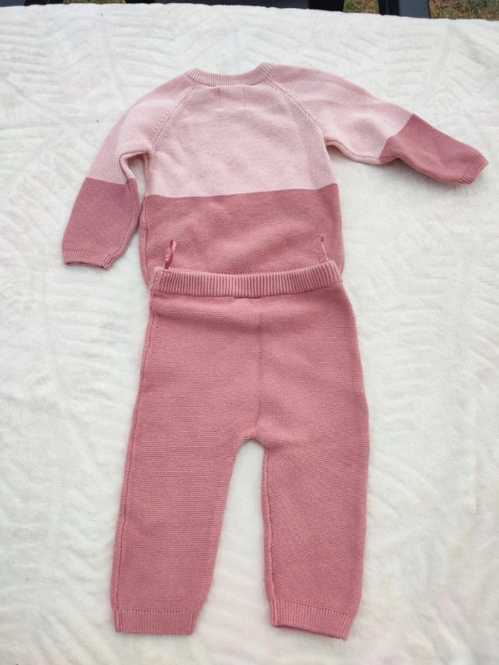 Ensemble chaud c&a fille 6 mois - photo numéro 2