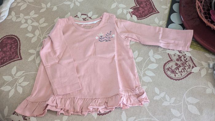 T.shirt manches longues à volants floral