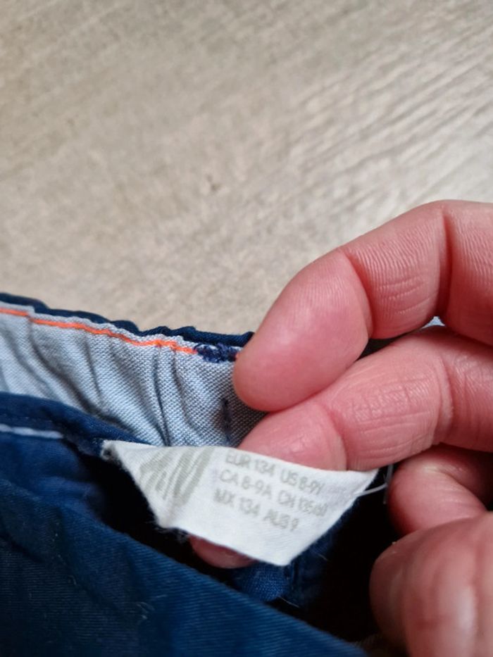Short H&M neuf 8/9 ans - photo numéro 4