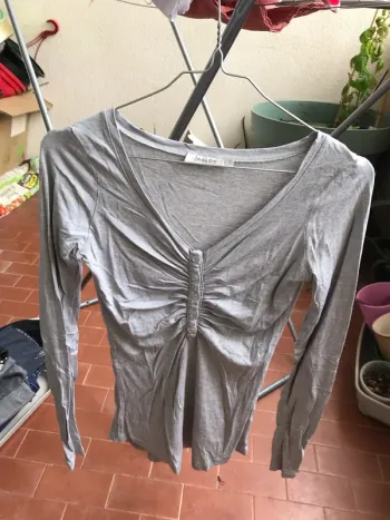 T-shirt manches longues Jennyfer, taille S