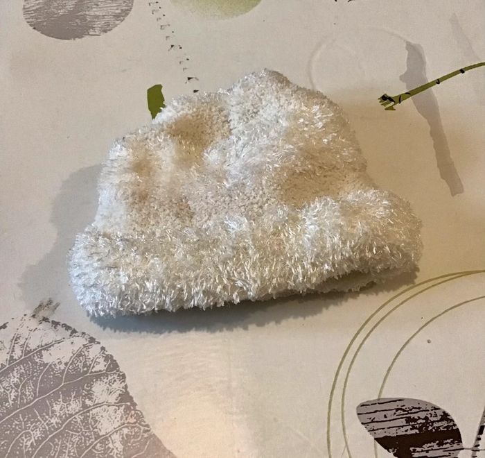 Bonnet Bouclettes blanc taille 1-2 ans