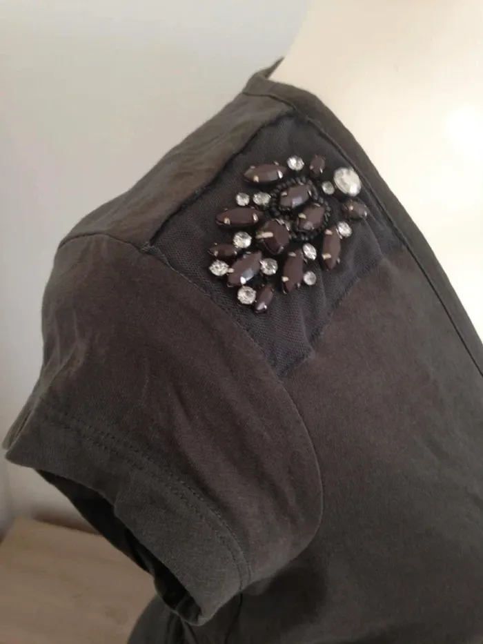Robe col rond manches courtes épaule bijoux perles M 38 Etam - photo numéro 5