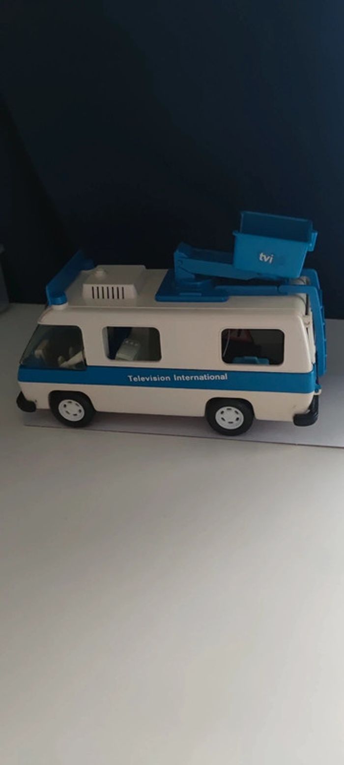 Playmobil Klicky N 3530 Camion TV + Journalistes + camera - photo numéro 16