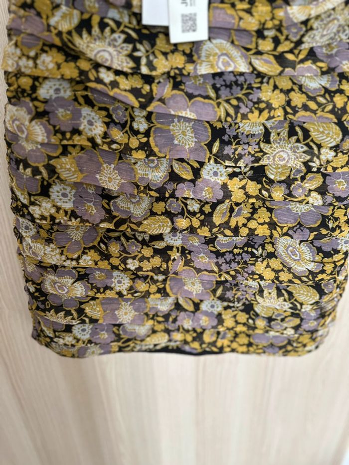 Robe courte fleurie asymétrique multicolore taille M ZARA - photo numéro 4