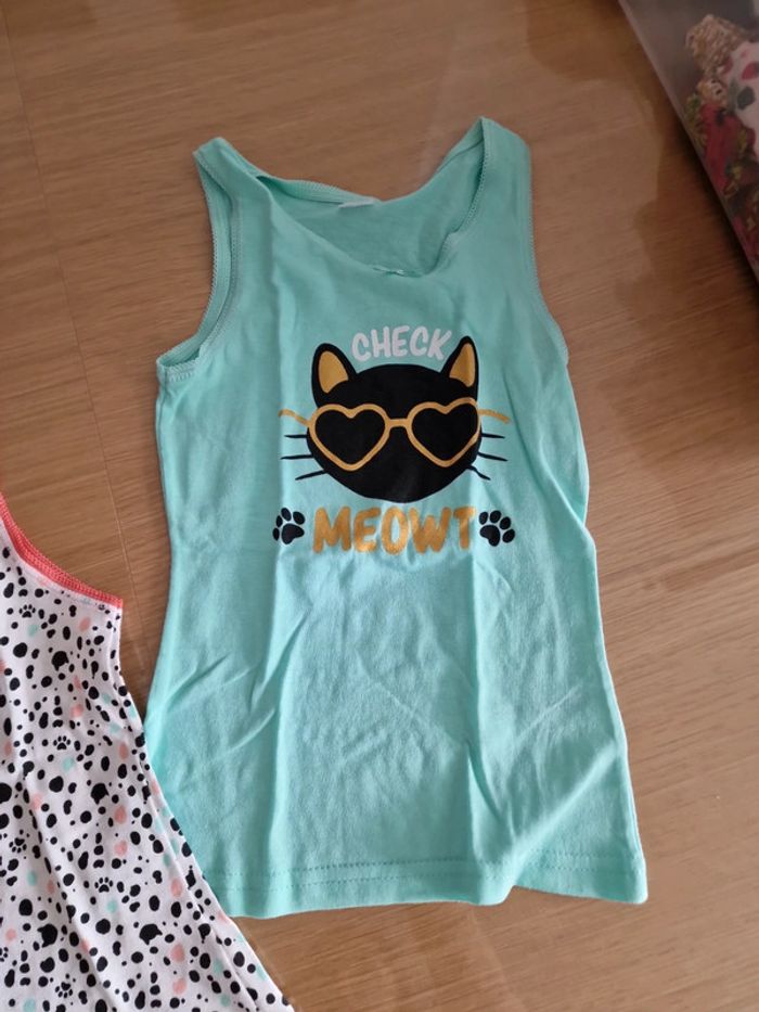 Lot 2 hauts 98 104cm 3 ans - photo numéro 2