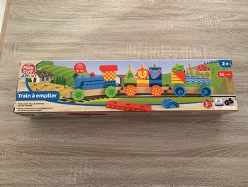 Train à empiler en bois