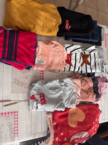 Lot de vêtements fille 8 ans