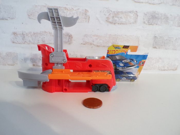 Elément circuit Hot Wheels - Camion restaurant et course  (J29) - photo numéro 7