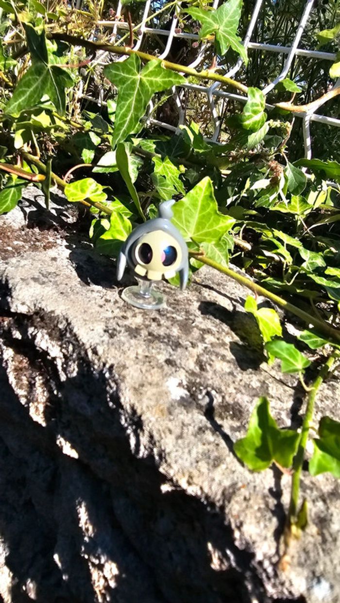 Super figurine Pokemon Nintendo Skelenox - photo numéro 2