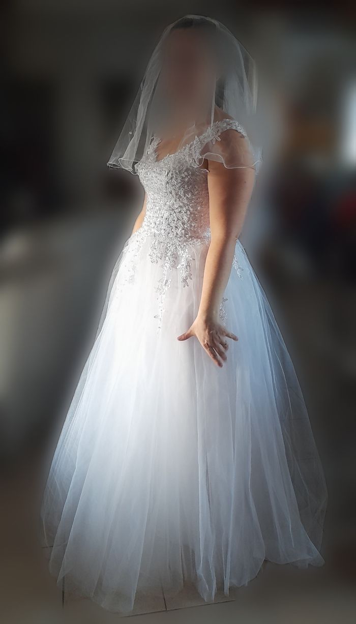 Robe de mariée laçage et perles - photo numéro 8