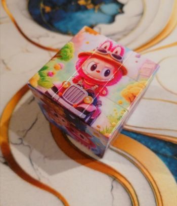 Cube magique labubu