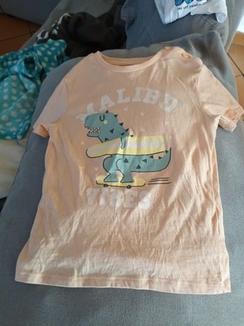 Ensemble Tee-shirt et short bleu 36 mois