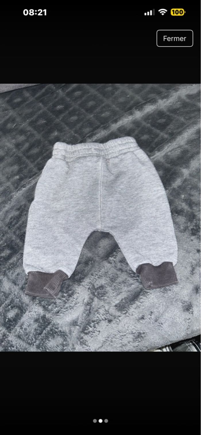 Pantalon 1 mois - photo numéro 2