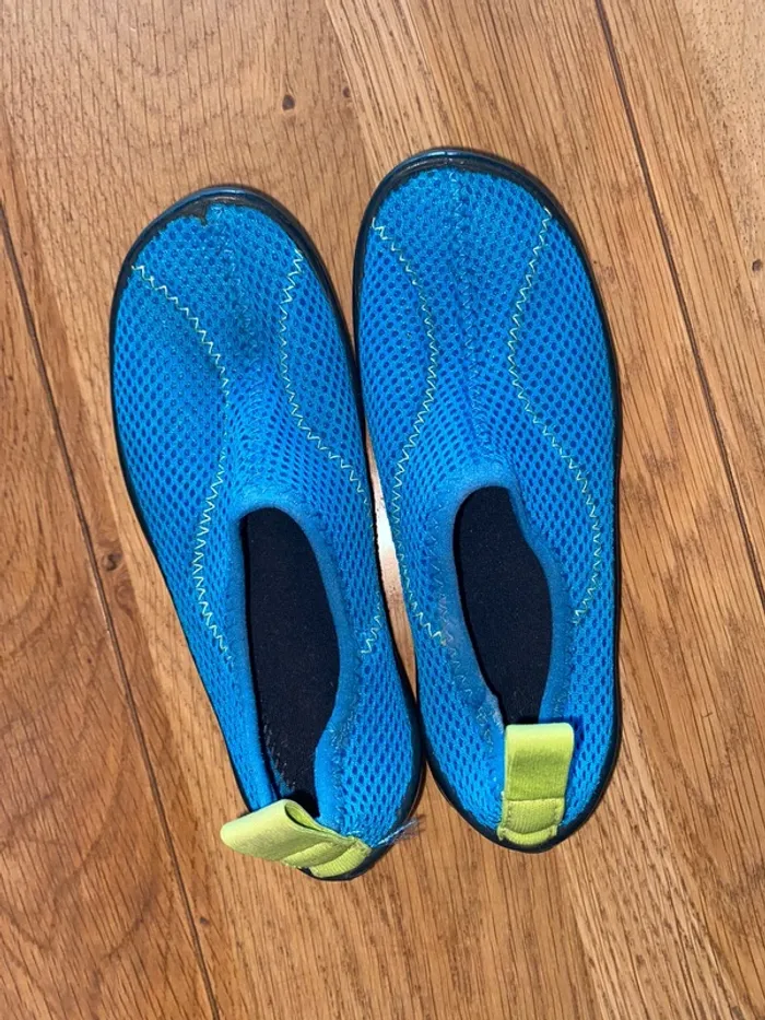 Chaussures d’eau taille 28/29