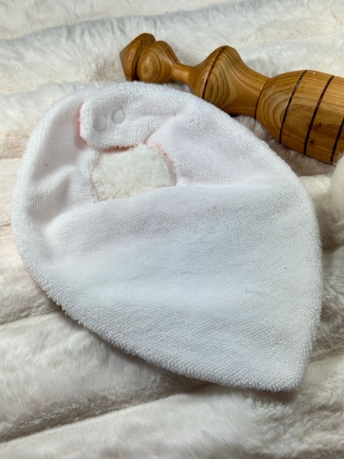 Bavoir naissance tortue rose bambou - photo numéro 3