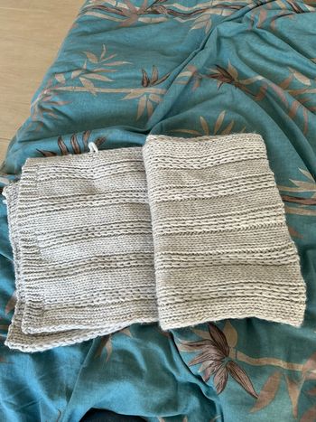 Écharpe en laine gris clair