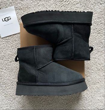 Bottines UGG Mini Platform - Taille 38 - Neuves