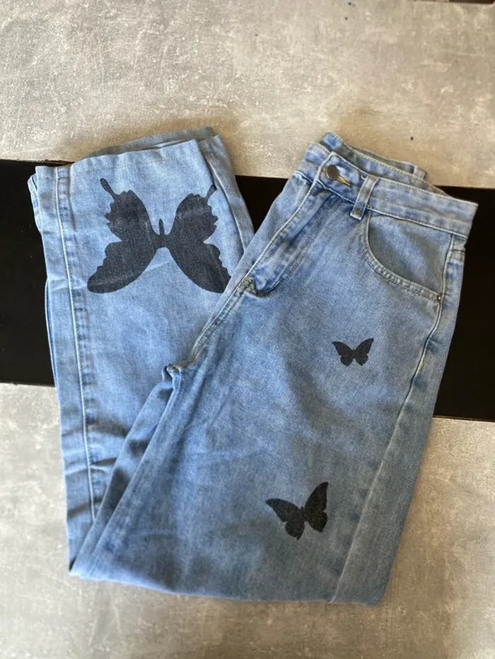 Jeans large avec des papillons S - Shein