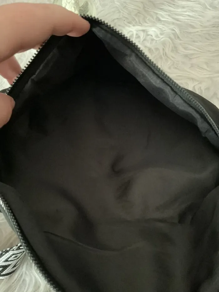 Sac banane en peau de pêche neuve - photo numéro 4