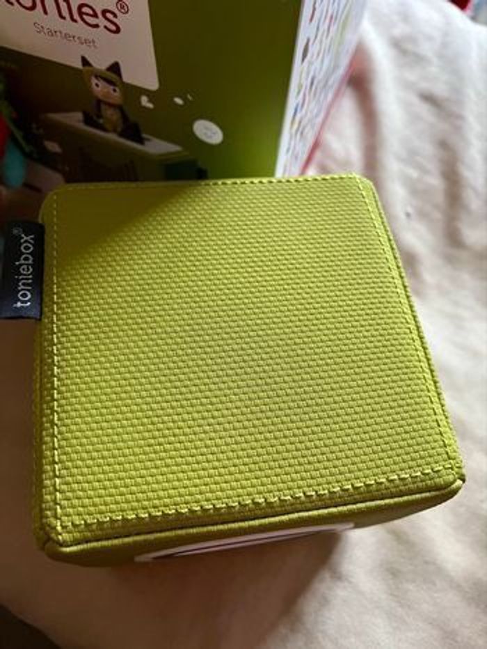 Toniebox verte neuve jamais utilisée - photo numéro 7