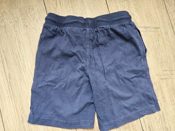 Short bleu marine Lupilu 5 ans - photo numéro 3