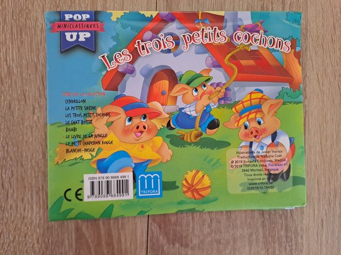 Livre pop up les 3 petits cochons - photo numéro 2