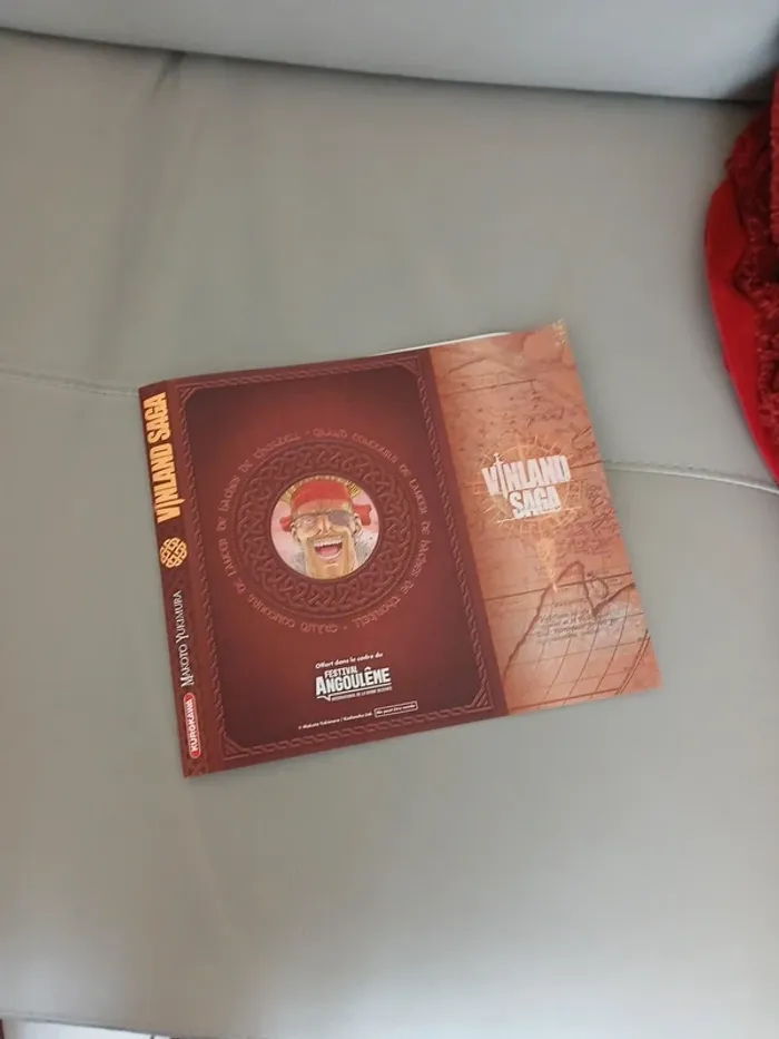 Jaquette Collector Vinland Saga bronze - festival de la bd - photo numéro 6