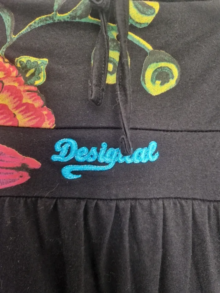 Robe courte Desigual taille M - photo numéro 2