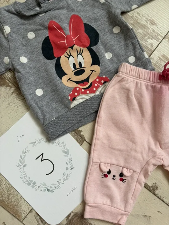 Lot pull Minnie + pantalon rose 3 mois