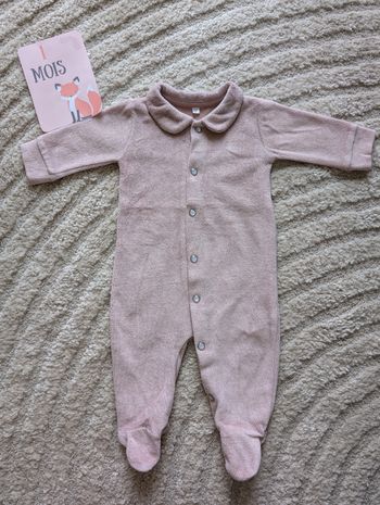 Pyjama rose 1 pièce bébé fille 1 mois