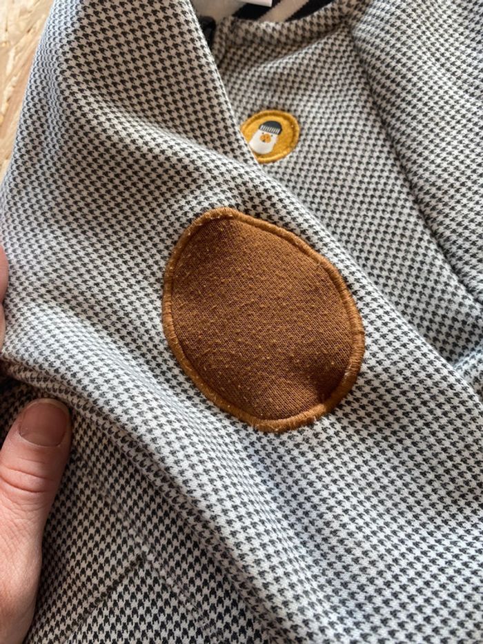 Ensemble 12 mois neuf - photo numéro 5