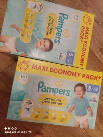 Couches Pampers premium protection