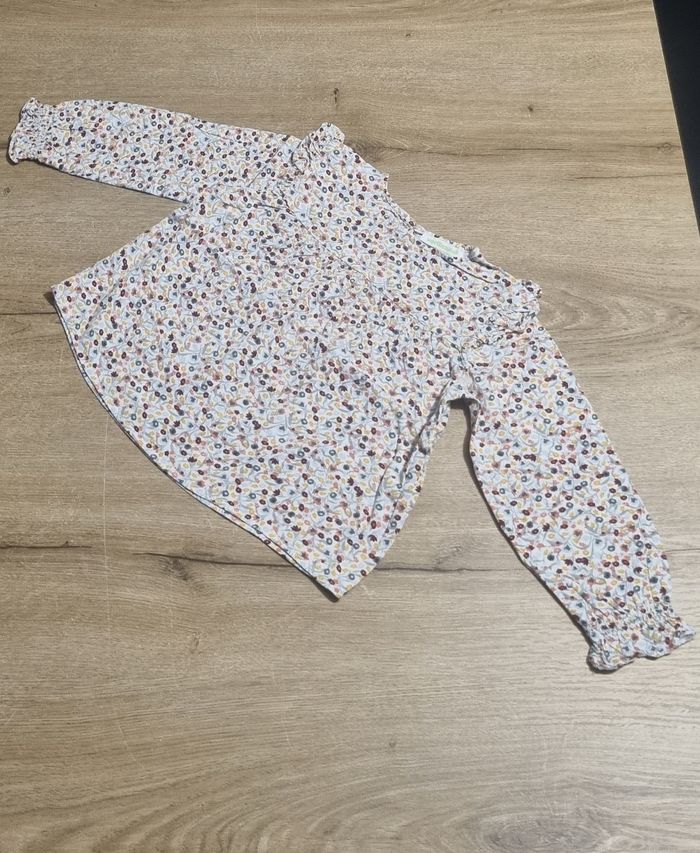 Blouse ML fleurie 24-36 mois 🌸