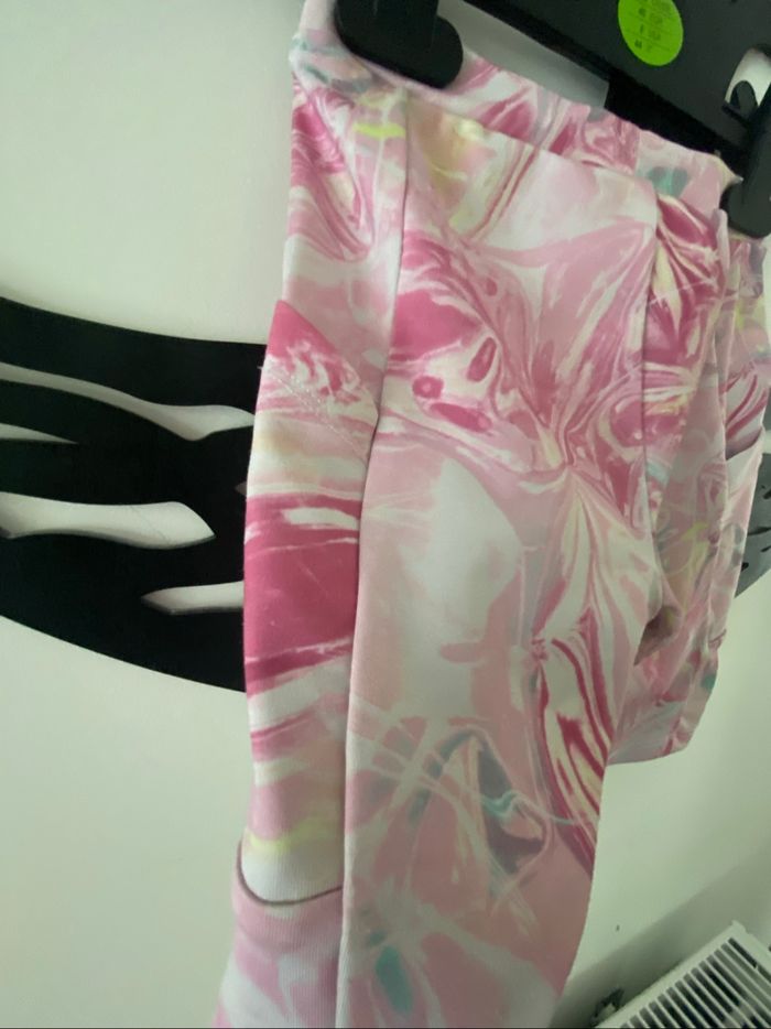 Short fille taille 8 ans - photo numéro 3