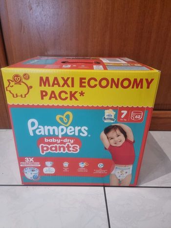 62 Couches taille 7 pampers baby dry