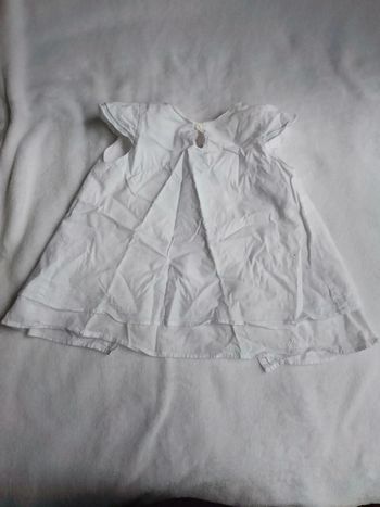 Robe ou tunique blanche 1 mois