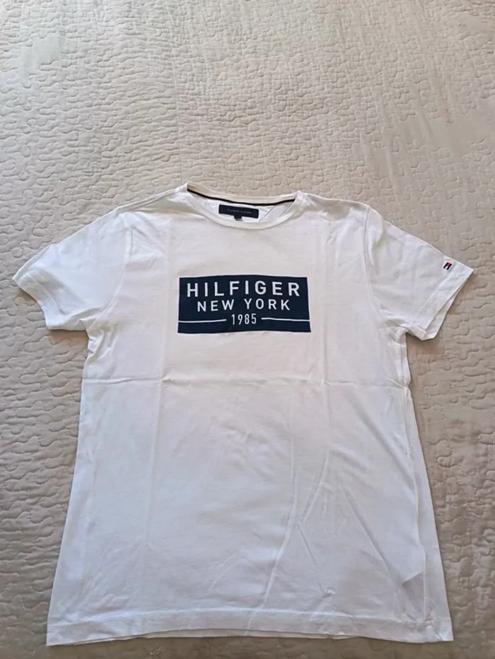 T-shirt à manches courtes Tommy Hilfiger taille L - photo numéro 2