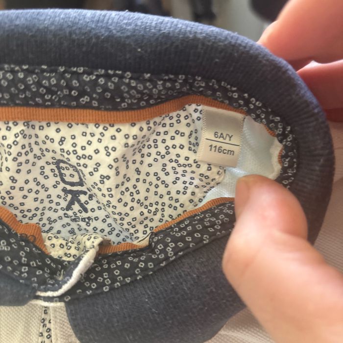 Vends lot de deux polos manches courtes okaidii 6 ans très bon état - photo numéro 3