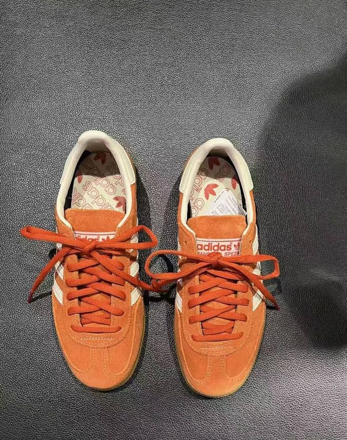 Spéciale Adidas Handball taille 38.5 - photo numéro 3