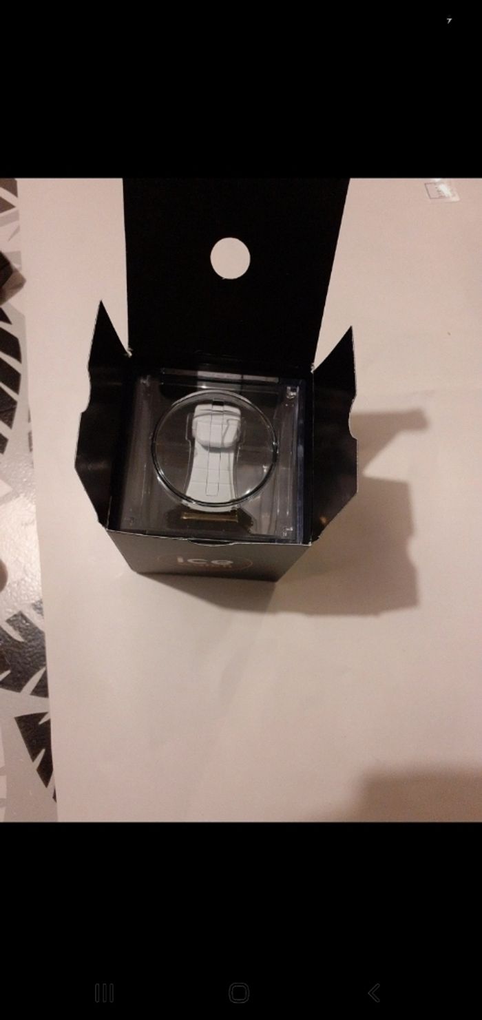 Montre - photo numéro 4