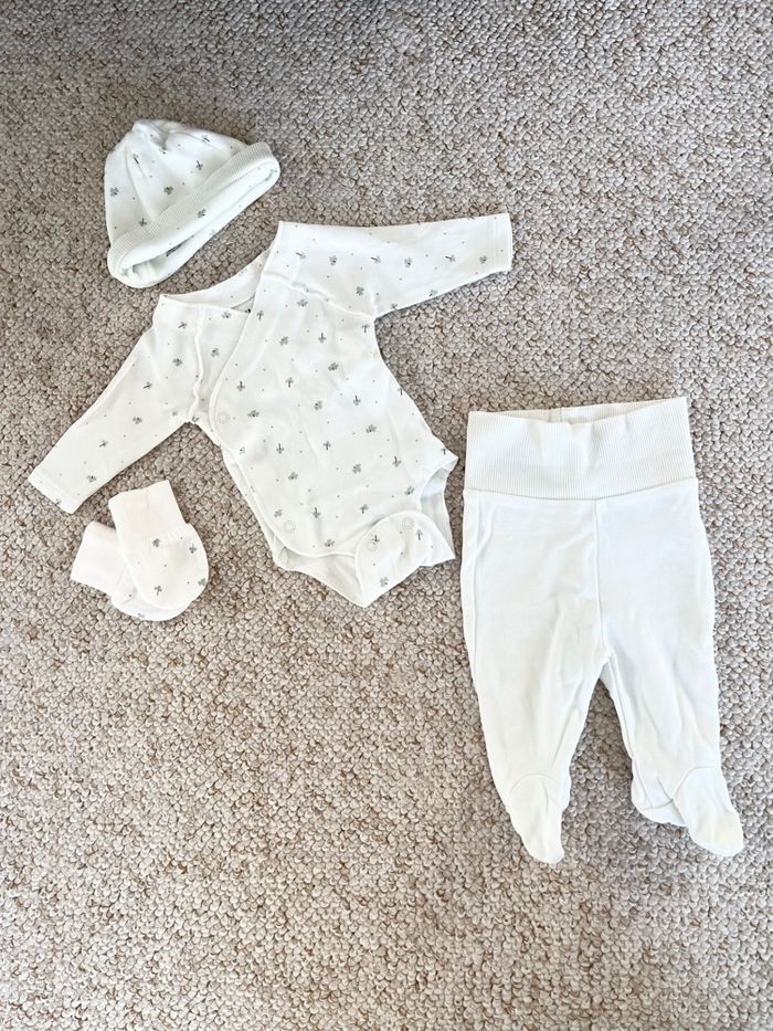 Ensemble bébé naissance Kiabi